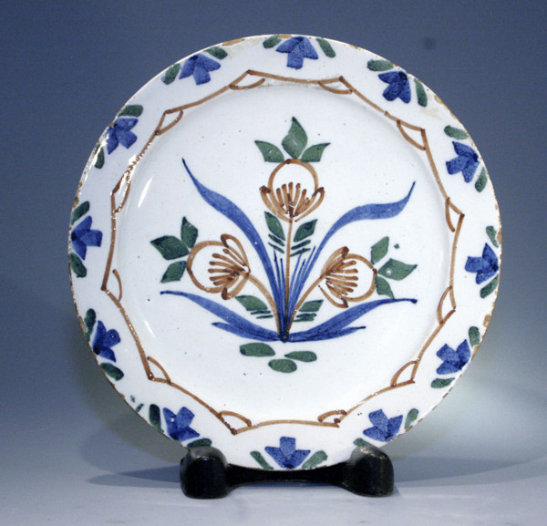 ANTIQUE BRISTOL POTTERY DELFTWARE PLATE 18TH CENTURY