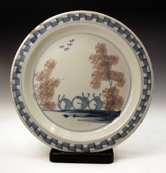 ANTIQUE ENGLISH POTTERY DELFT PLATE FROM LAMBETH LONDON