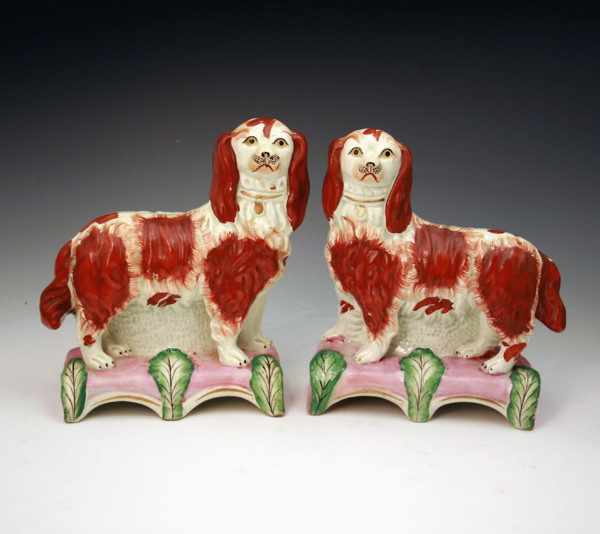 ANTIQUE STAFFORDSHIRE VICTORIAN FIGURES OF SPANIEL DOGS ON BASES