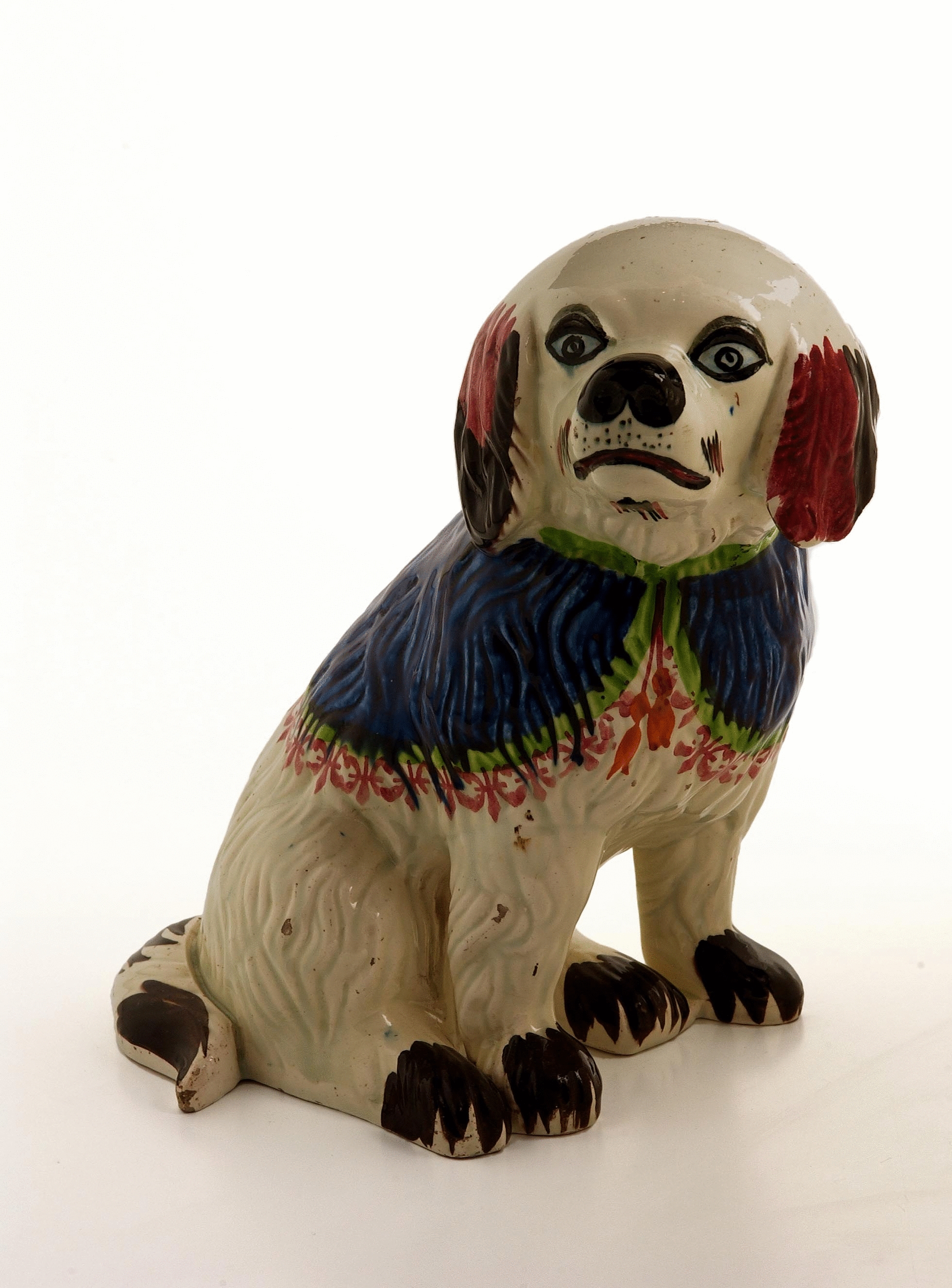 SCOTTISH POTTERY FIGURE OF A DOG