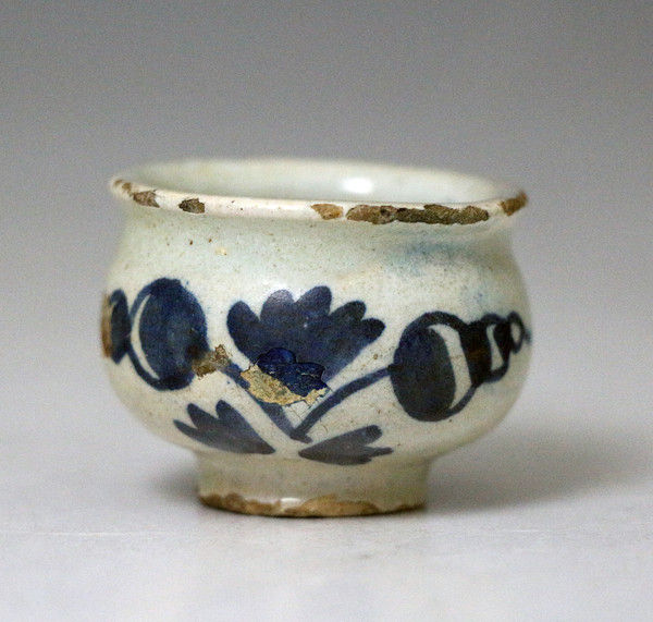 Antique English delftware pottery dispensing pot mid 18th century Lambeth London