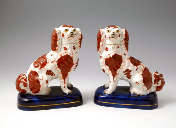 STAFFORDSHIRE POTTERY FIGURES OF SPANIEL DOGS ON BASES C1845