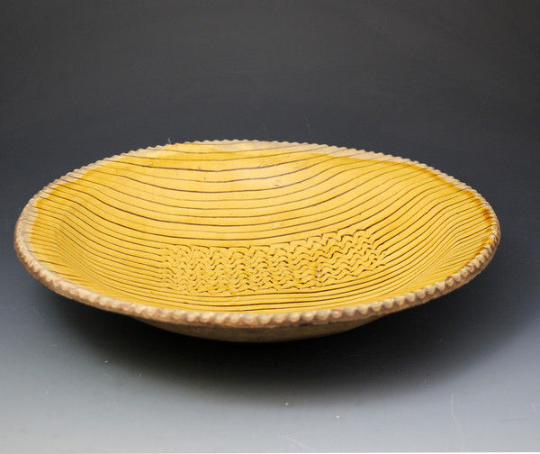 Antique English earthenware slipware dish late 18thc