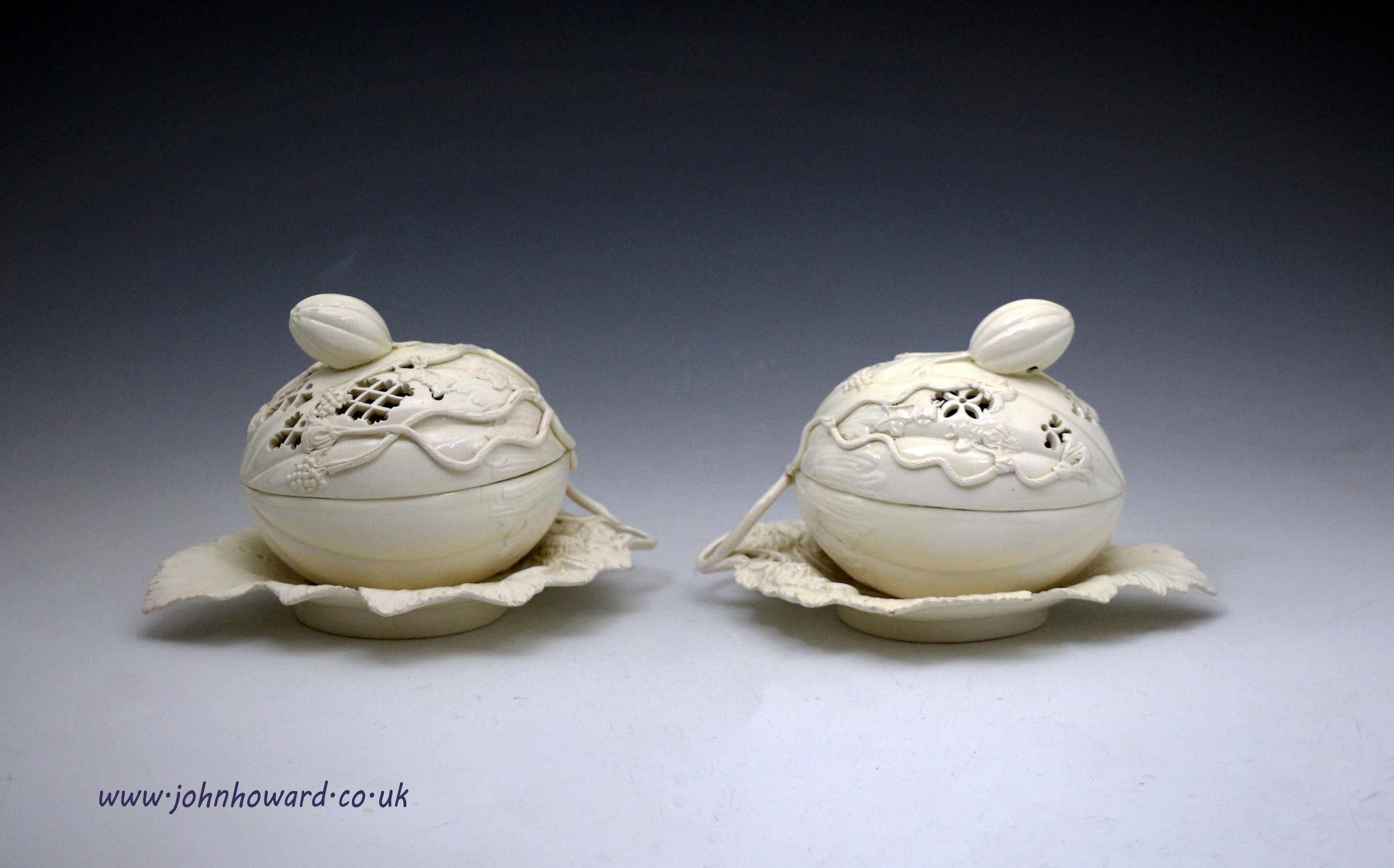 Pair of creamware pottery melon shaped tureen, English late 18th century
