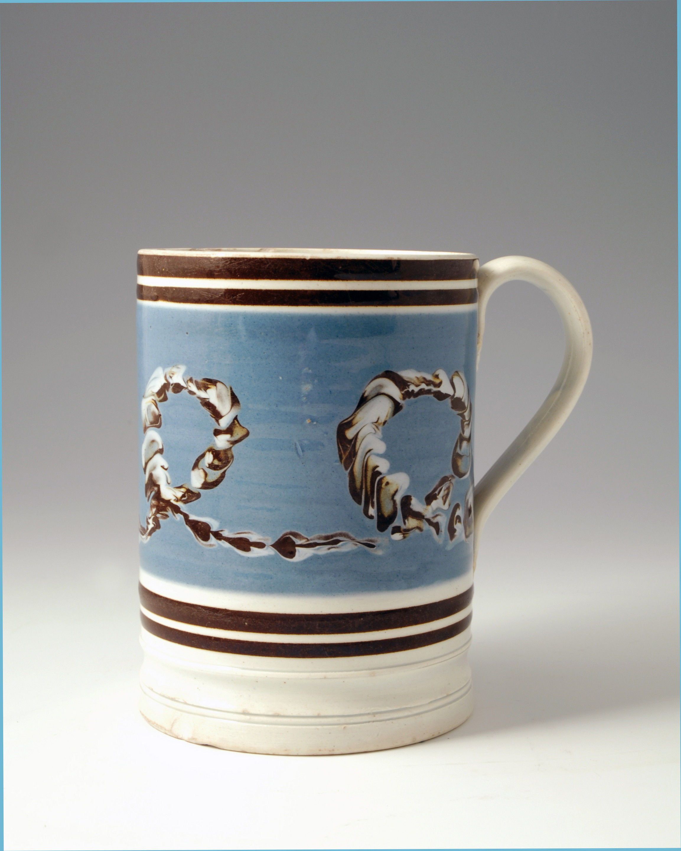MOCHAWARE POTTERY TANKARD EARTH-WORM PATTERN