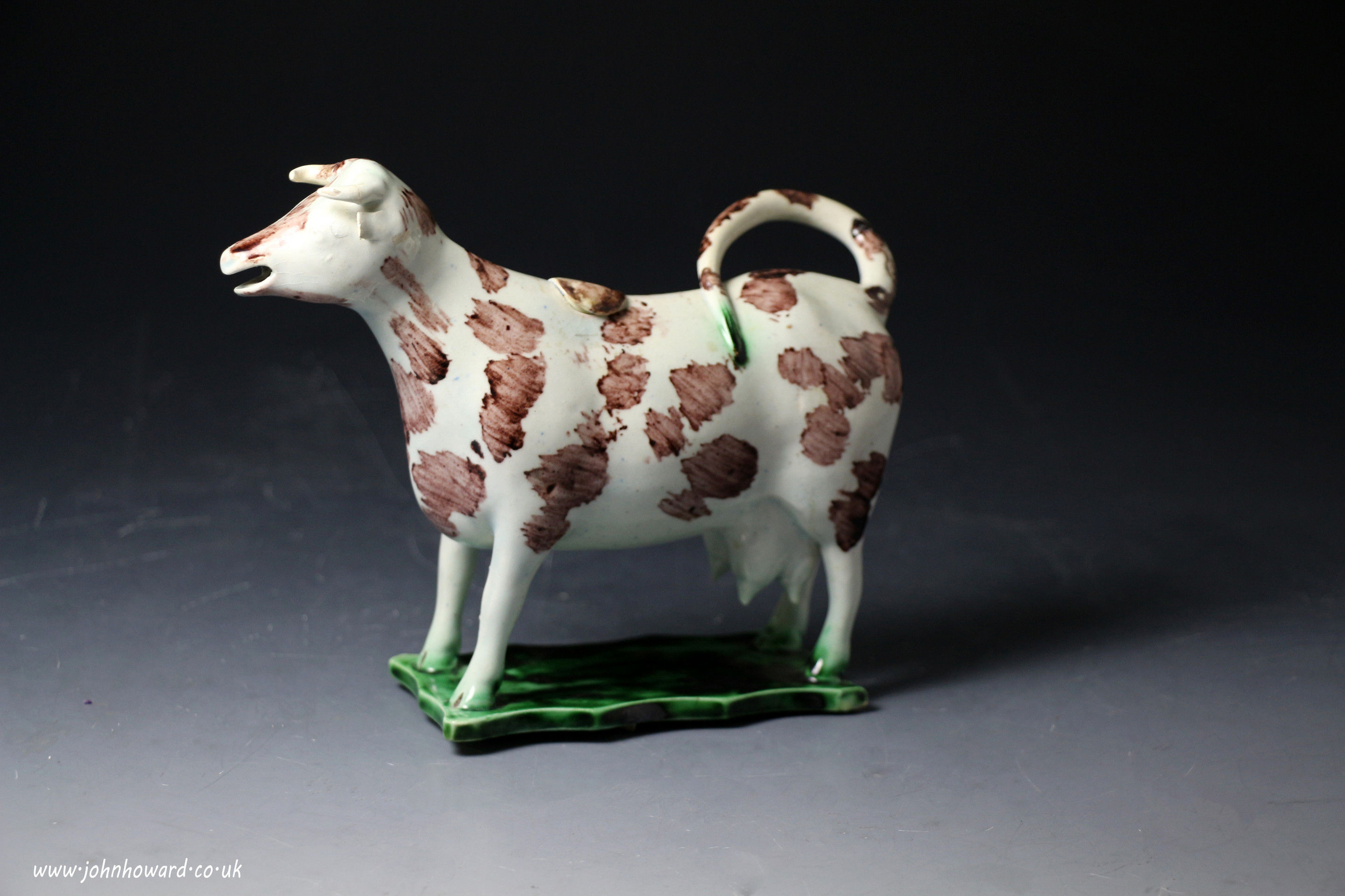 English pottery figure of a cow creamer antique period circa 1800