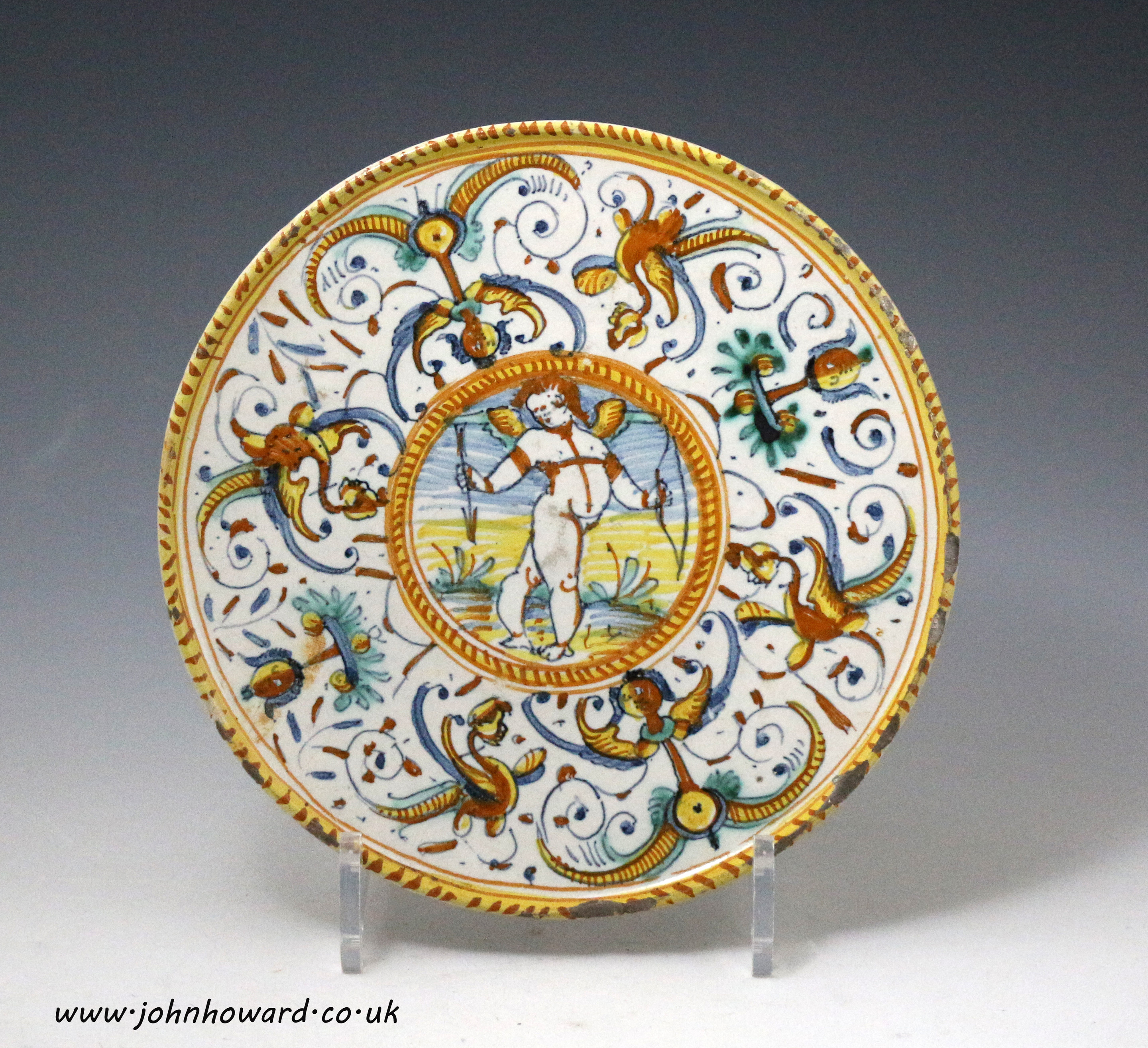 EARLY DERUTA MAIOLICA POTTERY TAZZA  17TH CENTURY